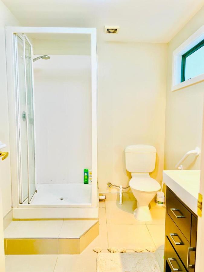 Private Studio Auckland Self Checkin And 2 Parking Netflix Prime Экстерьер фото
